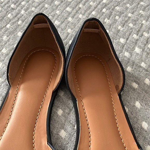 OPEN TOED NAVY FLATS - Picture 6 of 10